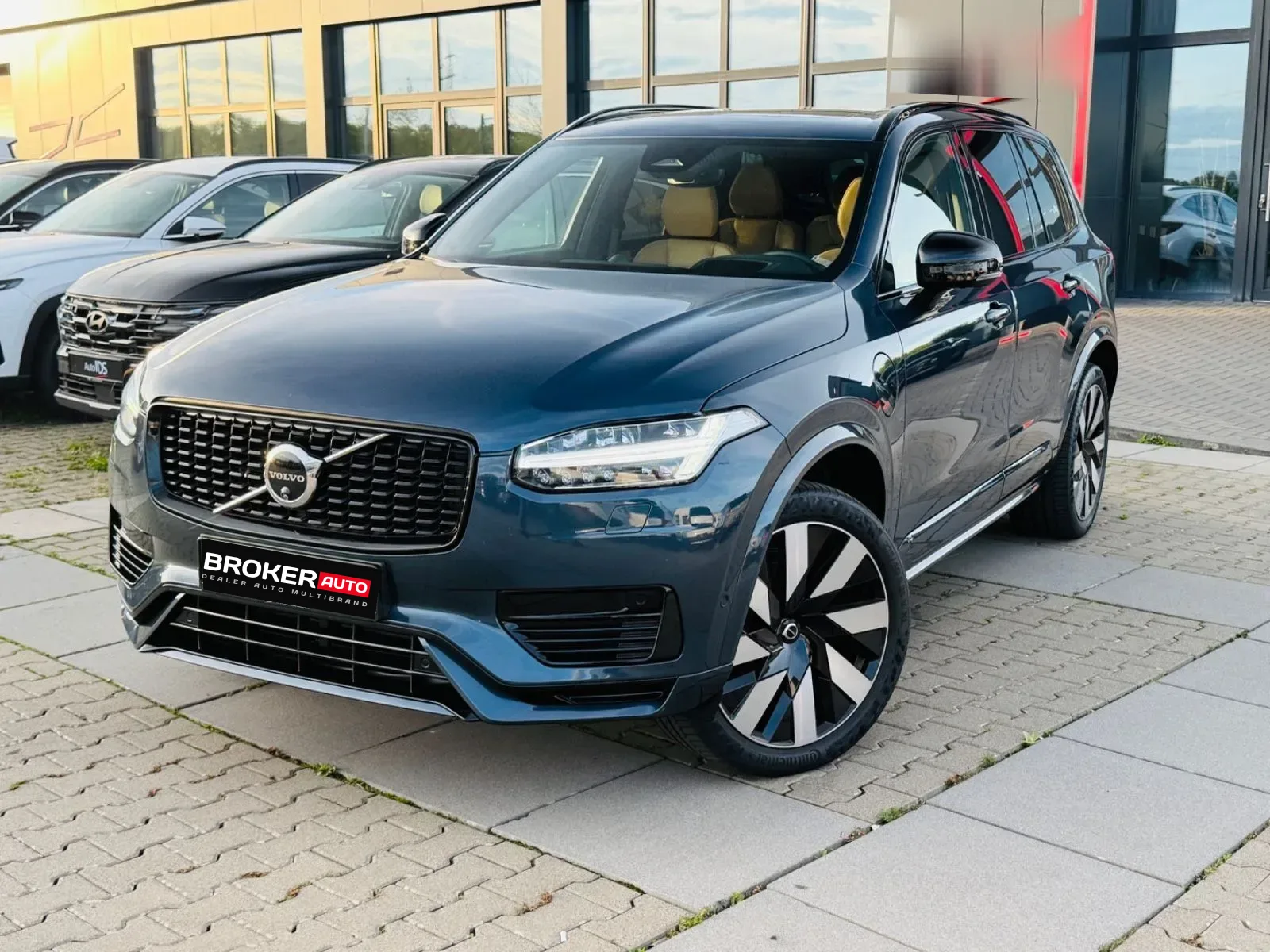 Volvo XC90 Ultimate Dark Recharge Plug-In Hybrid AWD 2023