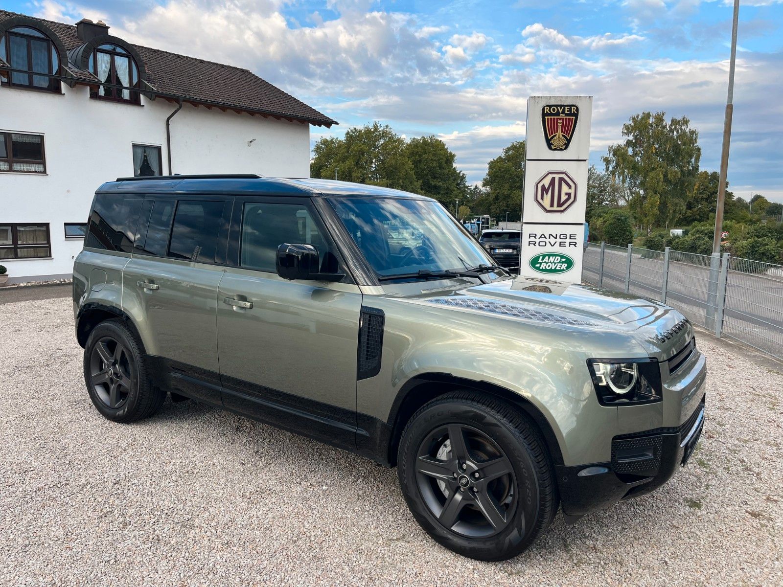 Land Rover Defender 110 X-DynamicSE 7-Sitze eAHK HeadUpPano 2025