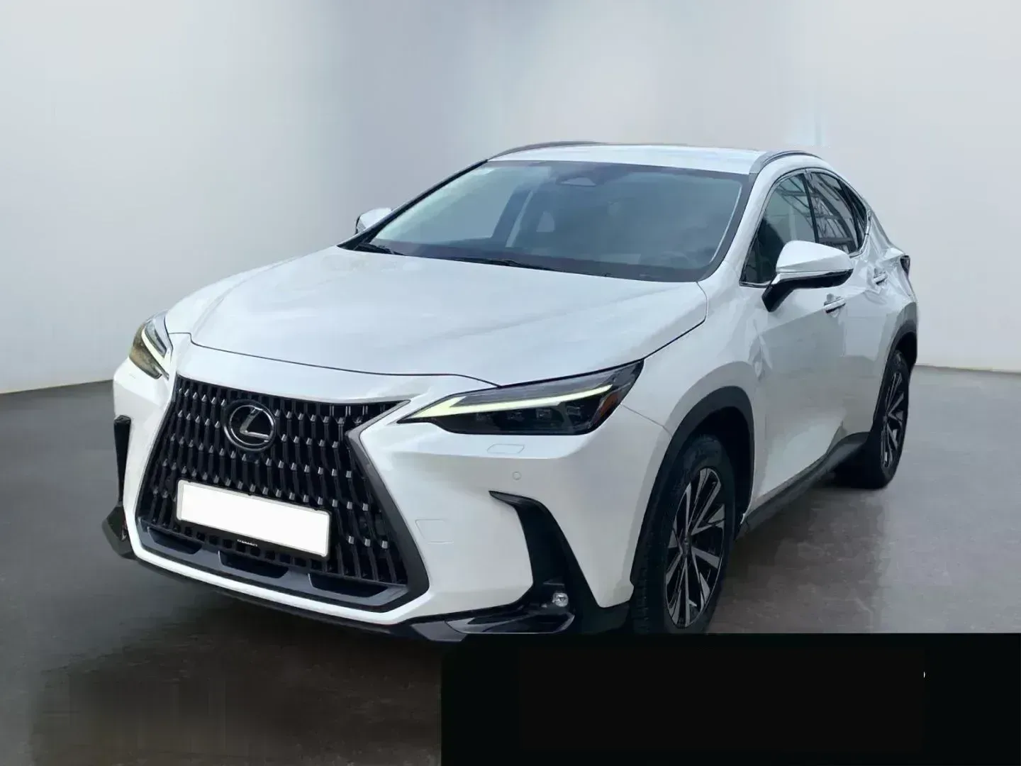 Lexus NX 450h + Luxury Line E-Four *360°*PDC*LHD* 2023