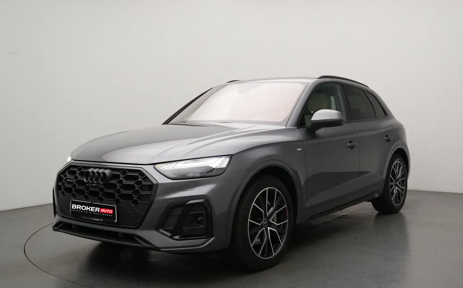 Audi Q5 quattro S line STANDHZ PANO LUFT MATRIX LUFT 2023