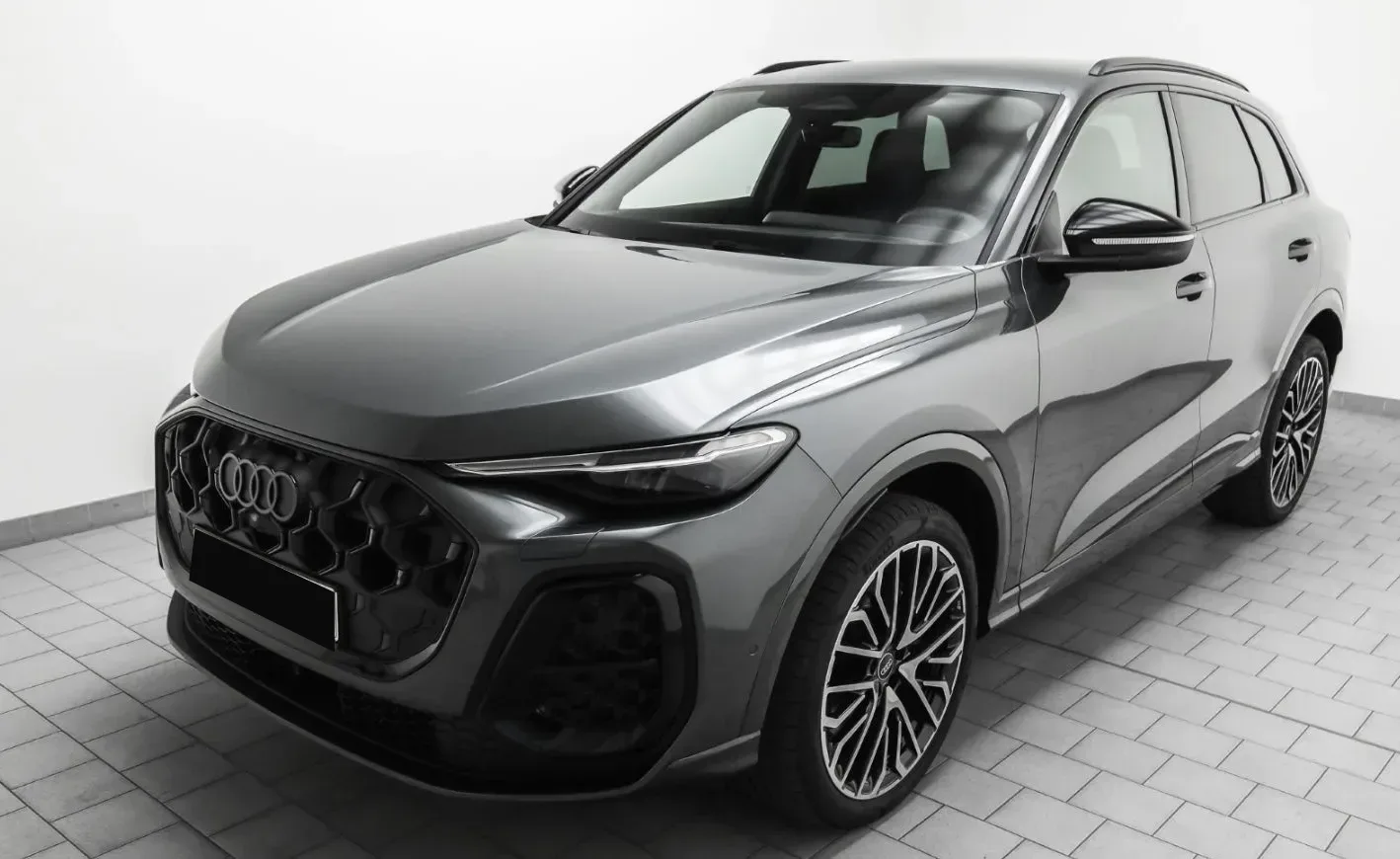 Audi Q5 S line AHK Standheiz Memory Matrix ACC 2025