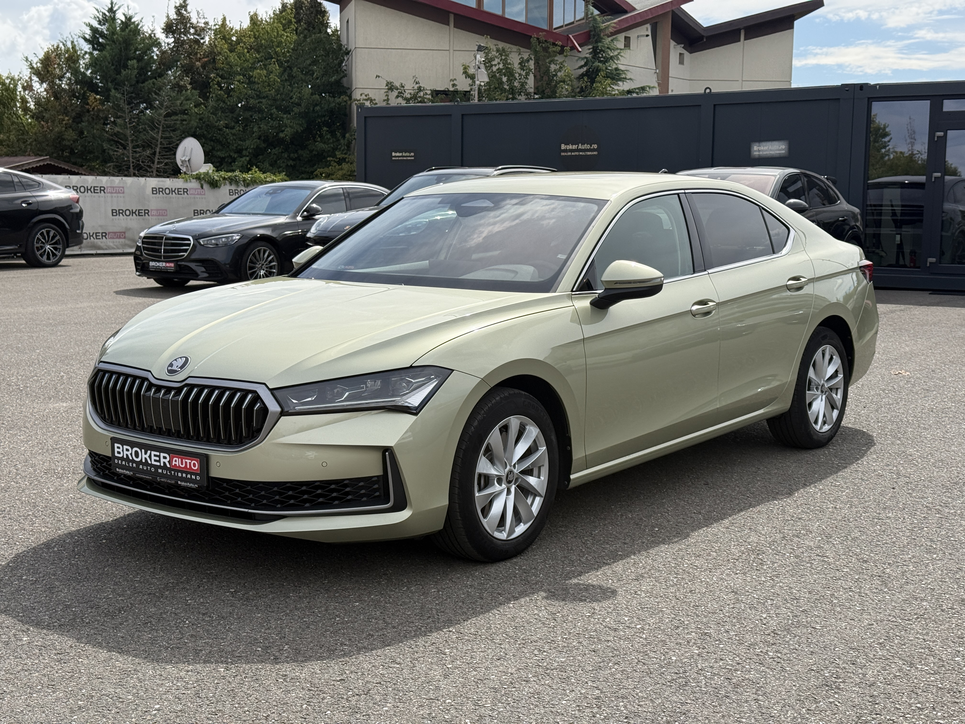Skoda Superb 2025