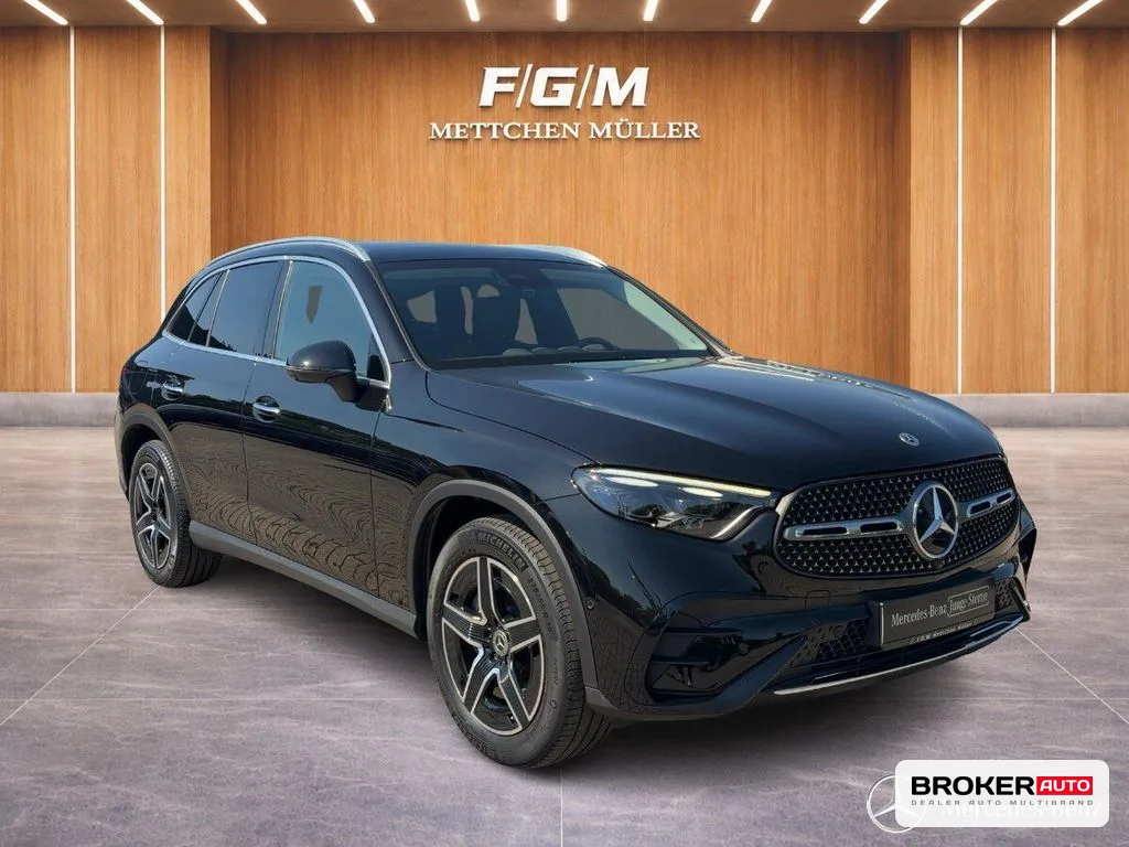 Mercedes-Benz GLC 200 AMG Premium 2023