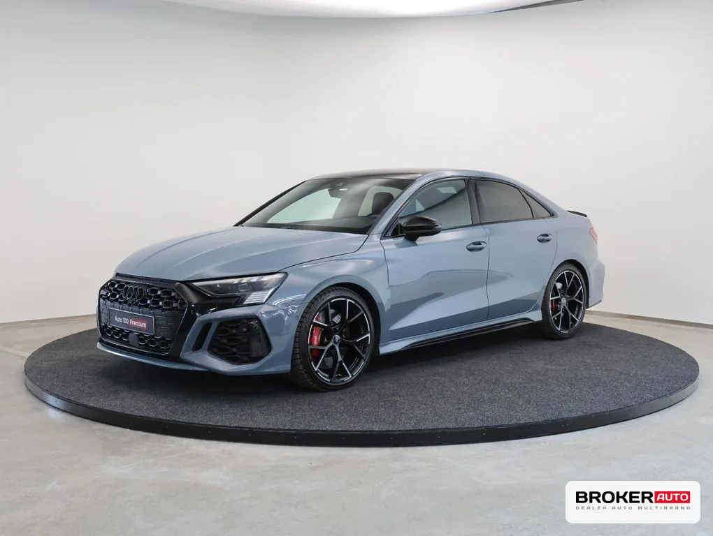 Audi RS3 2024