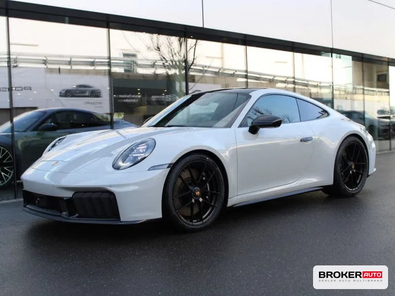 Porsche 911 Carrera 4 GTS (992 II) 2026