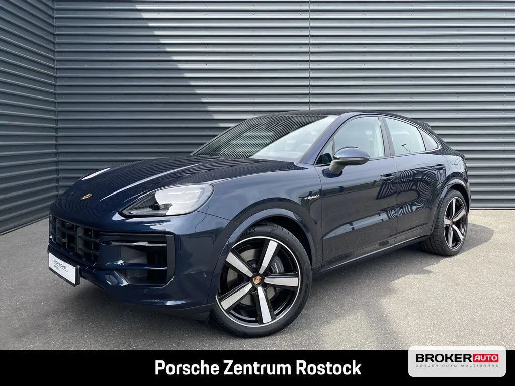 Porsche Cayenne Coupe E-Hybrid 2025